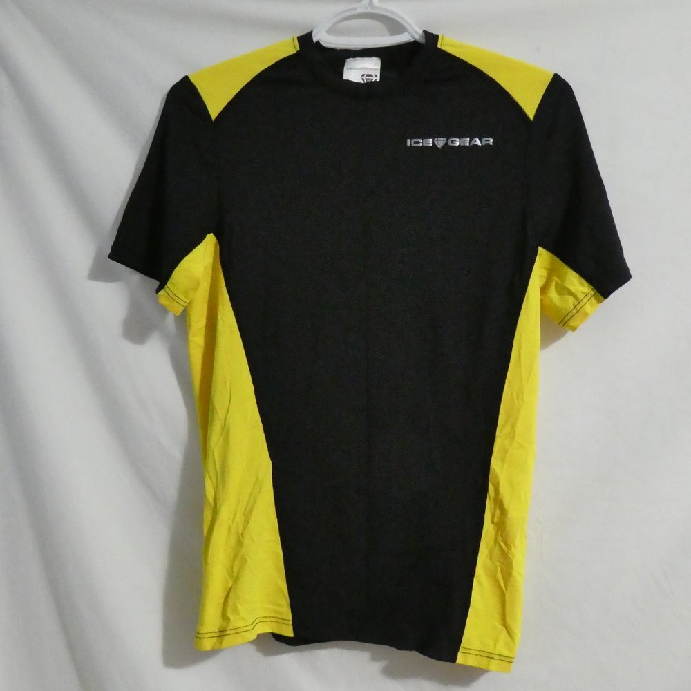 ICE GEAR FITNESS, Made In Canada, exercise shirt, size medium, GUC